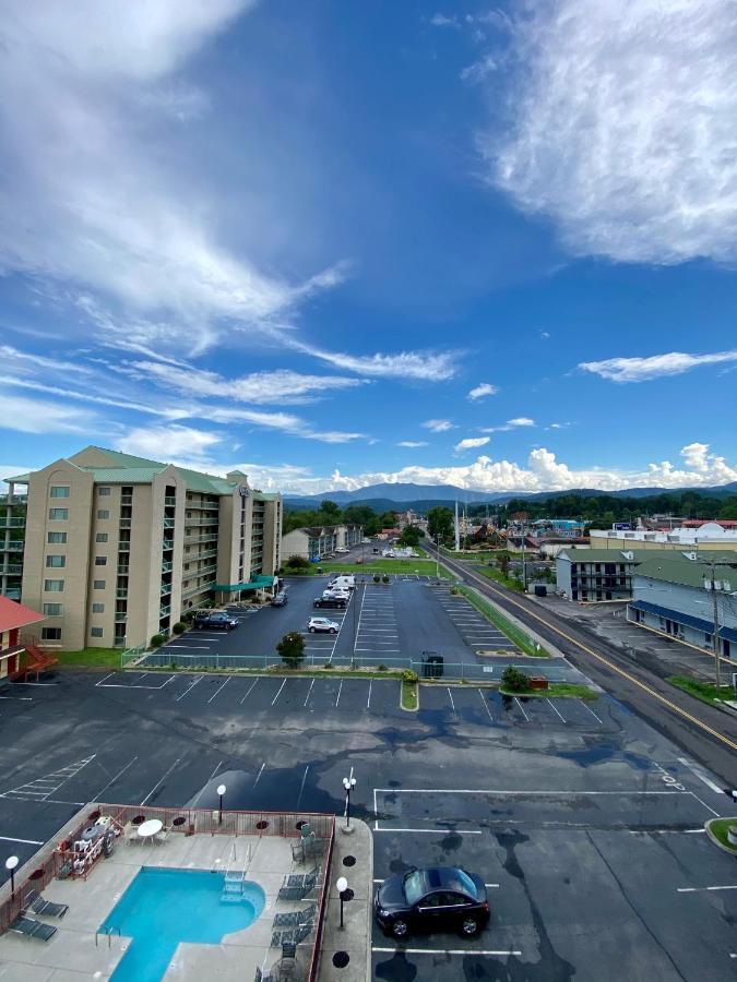 River Place Condos #410 3Bd Pigeon Forge Bagian luar foto