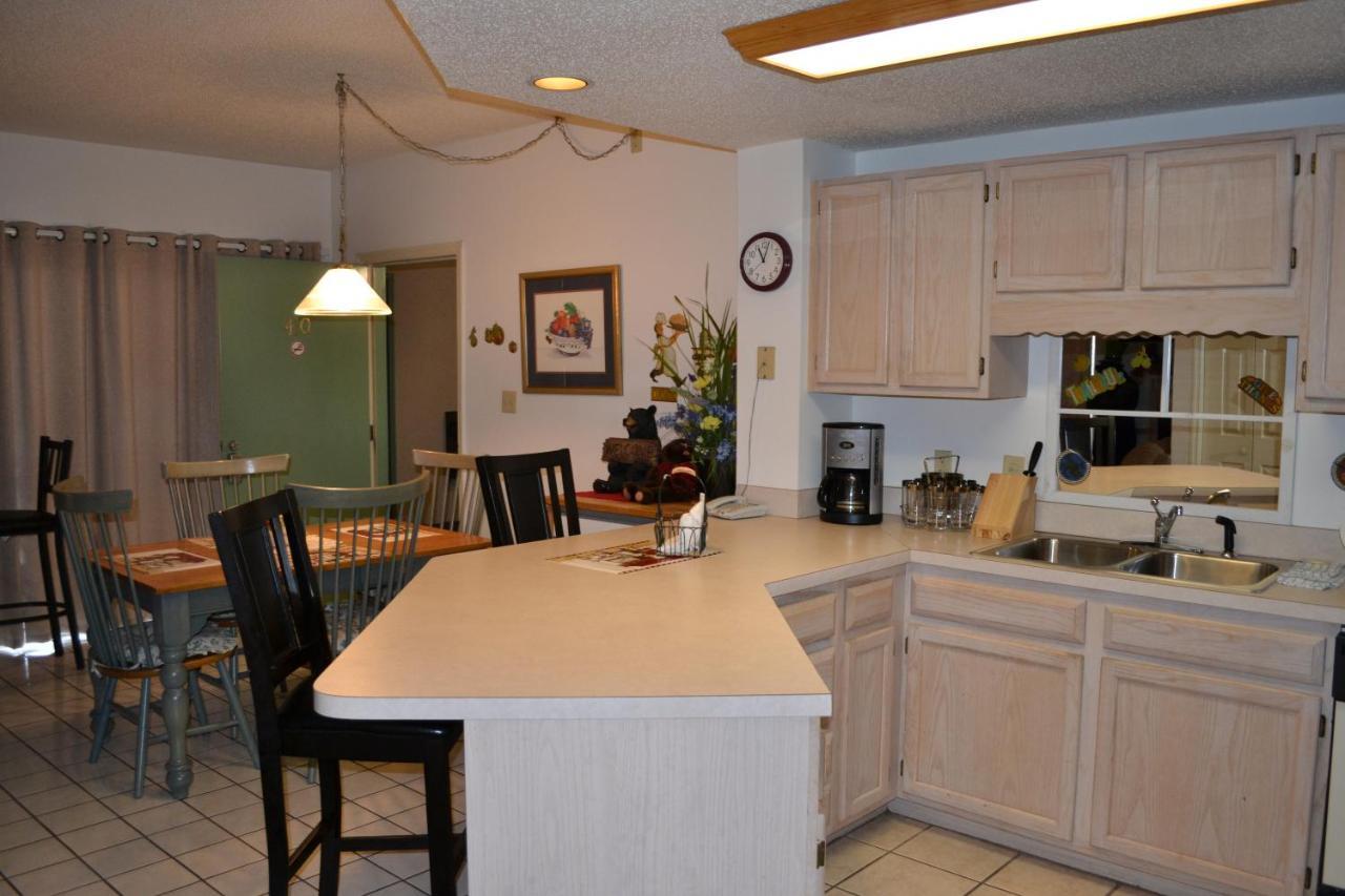 River Place Condos #410 3Bd Pigeon Forge Bagian luar foto